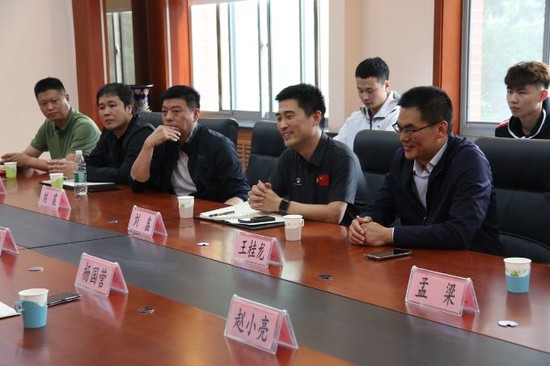 如何通过团队协作策略提升整体篮球水平_2
